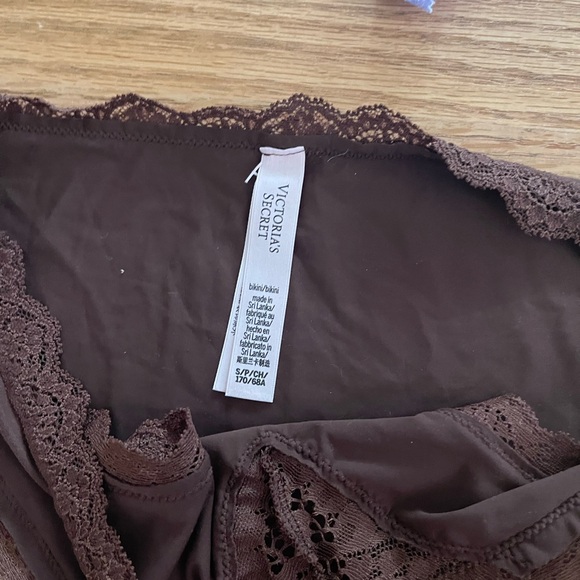 Victoria’s Secret underwear bundle - Picture 3 of 5